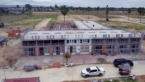 カンボジア国道3号線30戸集合住宅