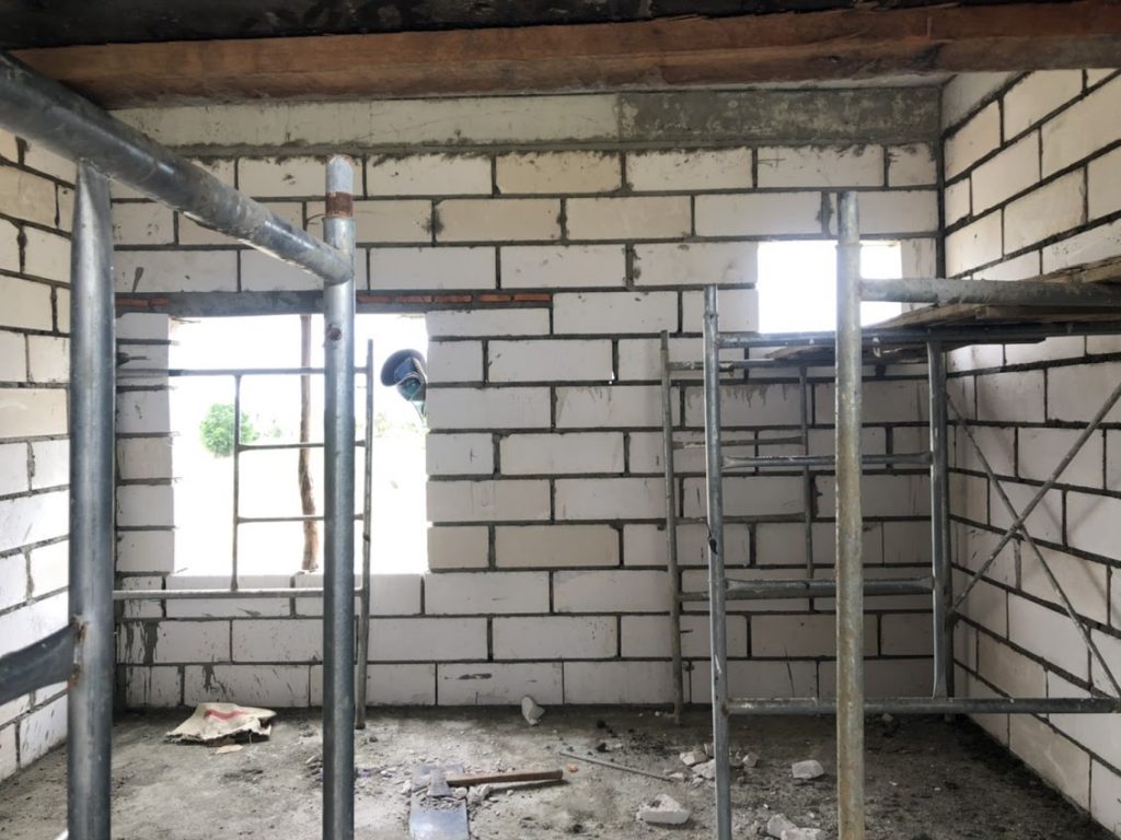 カンボジア初の軽量ブロック